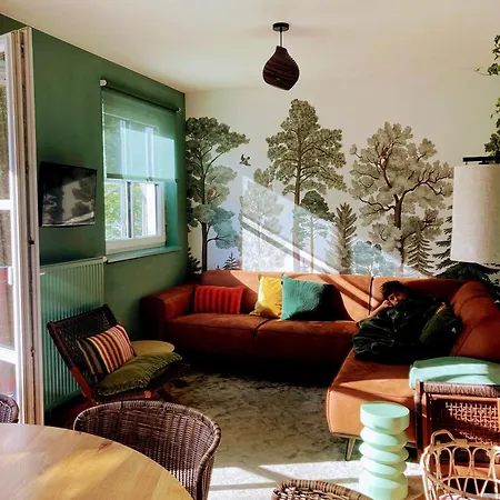 Diamond Forest - 8 Full Beds Summercard Included Apartment